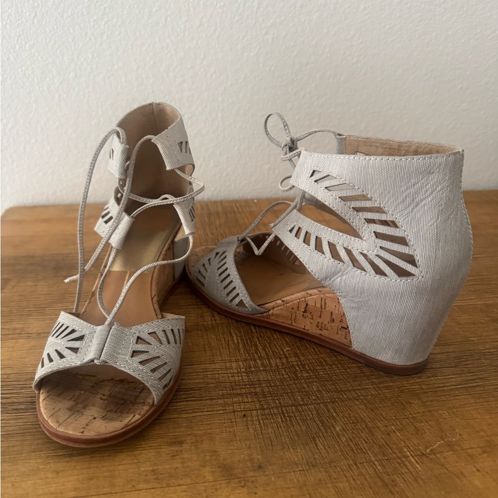 Women's Lace-Up Wedge Sandals in Light Gray